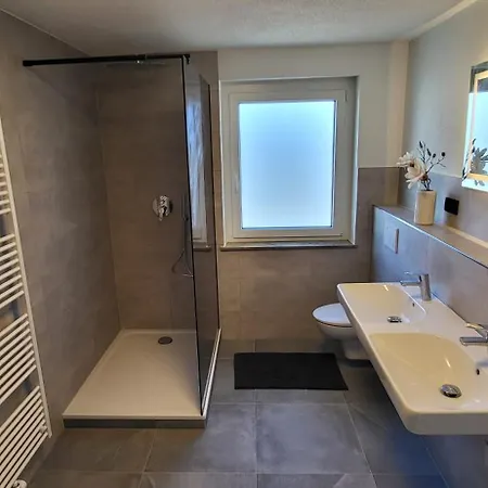 דירה Wunderschoenes Haus Mit 3 Schlafzimmern